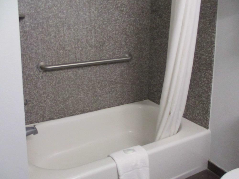 Quality Inn Leesville Esterno foto